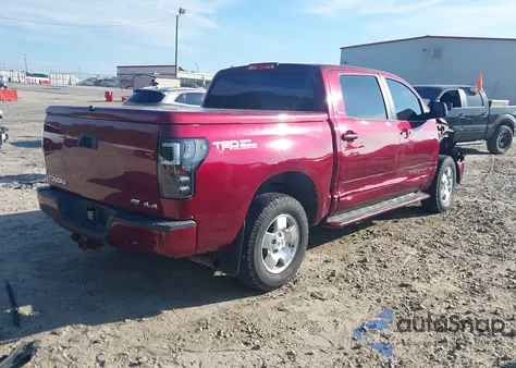 2010 Toyota Tundra Grade 5.7L V8 из США, поврежденный, VIN 5TFDW5F17AX105575